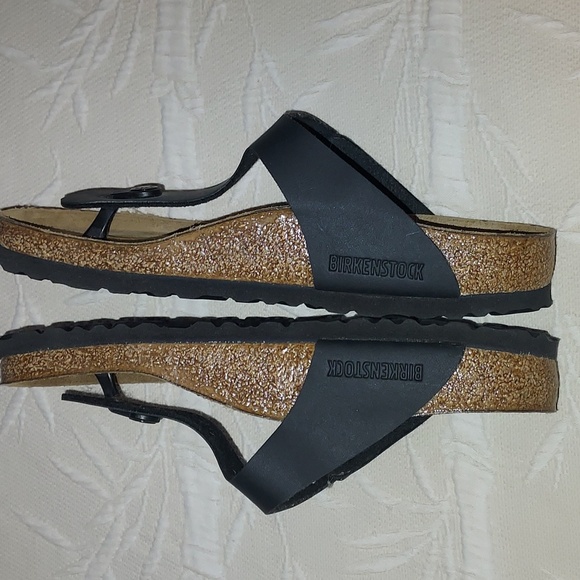 Birkinstock Gizeh Sandals - Picture 5 of 8